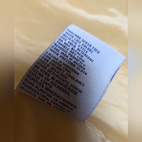 Weather Tamer Yellow Jacket | Size Small | Lightweight Fall Coat Button Up - Picture 6 of 7